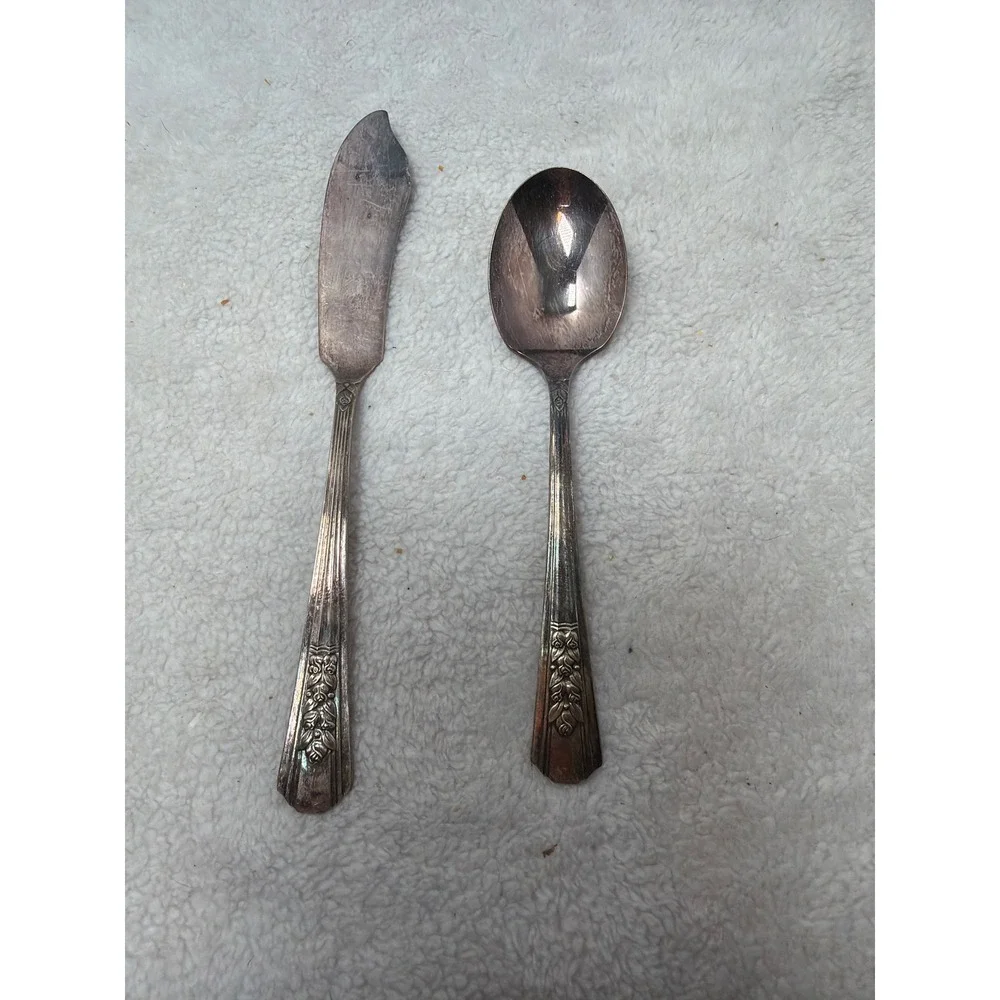 Rogers Flatware Silver Silver Plated Sugar Spoon Butter Knife Floral Rosalie